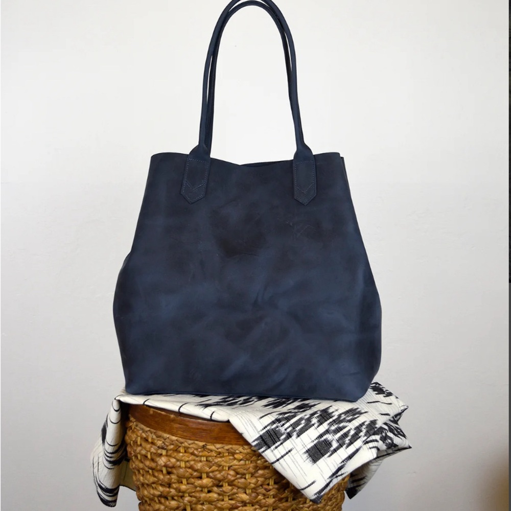 Large Leather Tote Bubo Handmade Black